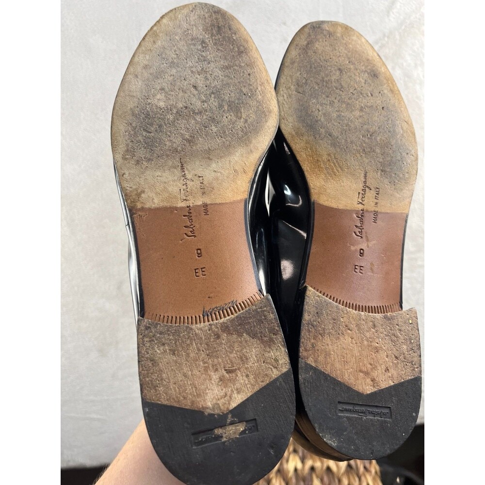 Salvadore Ferrgamo Vara Black Patent Leather Shoes made In Italy - Picture 5 of 8